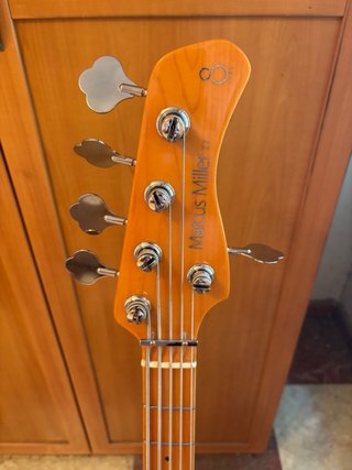 Sire Z7 5 cuerdas 2a.generación