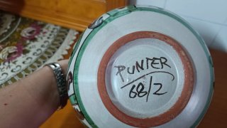 Botijo de cerámica pintado a mano