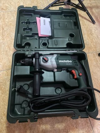 Taladro percutor Metabo SBE 800-2 eléctrico. Nuevo
