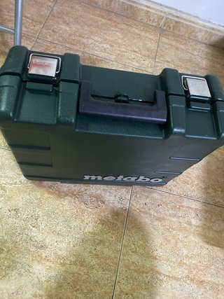 Taladro percutor Metabo SBE 800-2 eléctrico. Nuevo