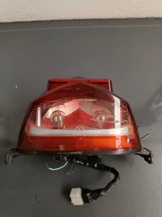 Suzuki GSXR 1000 K1 luz traseira