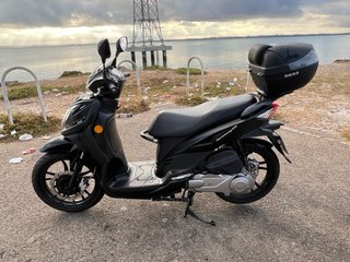 Scooter Sym Symphony 125cc SR Negra