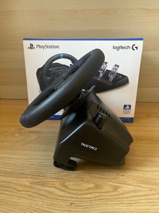 Volante Logitech G923 TRUEFORCE PS4/PS5/PC