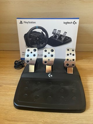 Volante Logitech G923 TRUEFORCE PS4/PS5/PC