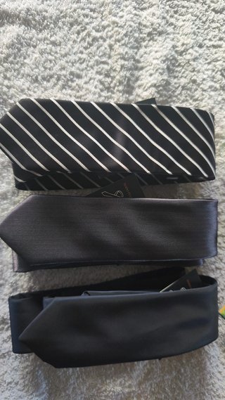 ¡¡ Regaladas !! lote de 6 corbatas, Lote 3