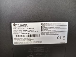 LG 32'' LCD TV en buen estado