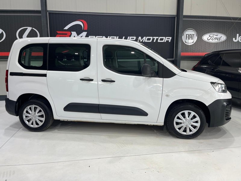 Citroën Berlingo 2021, foto 2
