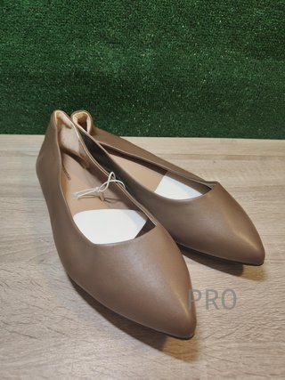 Bailarinas con Puntera en Pico Amazon Essentials