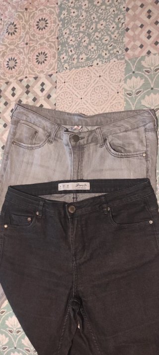 Lote de 5 Pantalones  piratas 7€