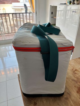 Nevera auto inflable 26L Portátil - Usada 3 veces!