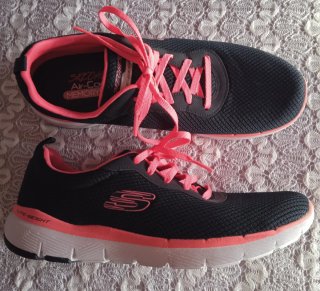 Skechers Mujer Talla 40