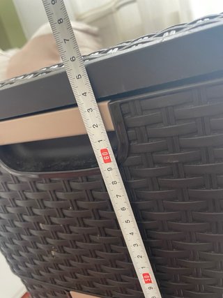 Cajonera estrecha marrón
