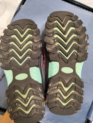 Zapatillas montaña niña rosa y turquesa