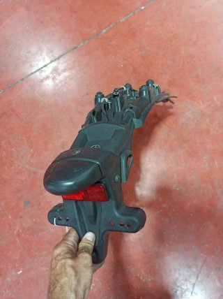 Portamatrículas Yamaha XSR 700
