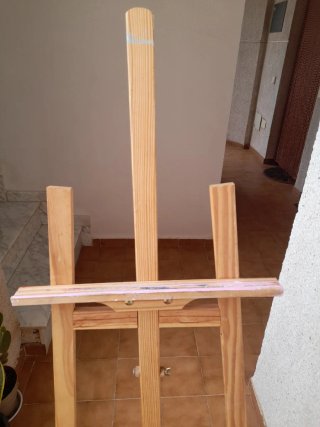 Caballete de pintura de madera
