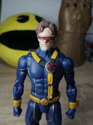 Ciclope Marvel Legends Custom