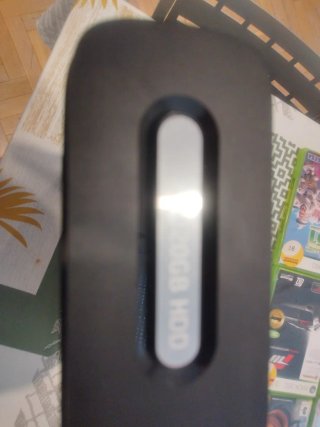 Xbox 360 Negra + Mando y Juegos
