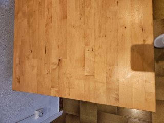 Mesa de comedor de madera. 120x74x74