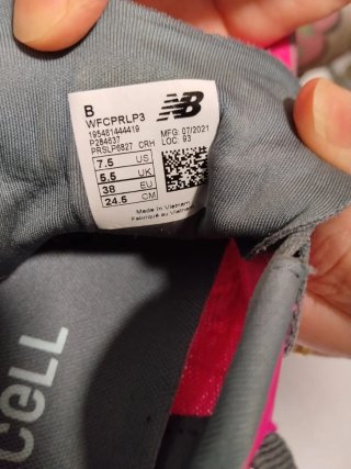 Zapatillas New Balance Mujer Rosa y Gris