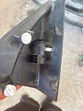 Botón espejo Ford Fiesta