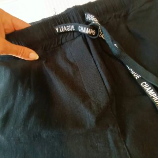 Pantalones negros talla M-L nuevos