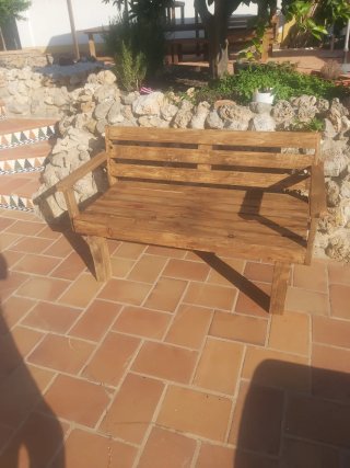 Banco de madera reciclada