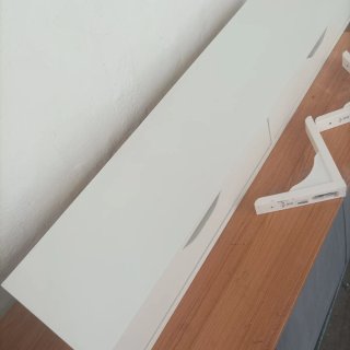 Tocador ,mueble de entrada, escritorio.