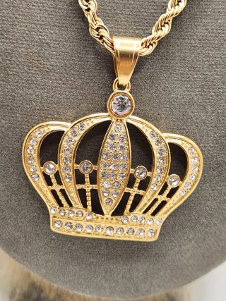 Colgante Corona Acero Quirúrgico Chapado Oro