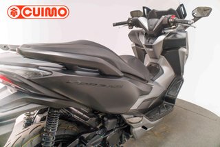 HONDA FORZA 300
