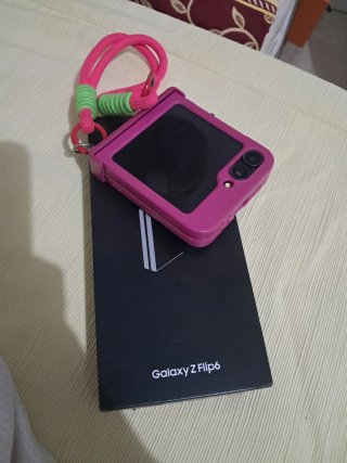 Samsung Galaxy Z Flip6 Negro