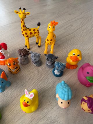 31 figuras de animales de juguete