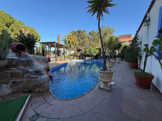 Casa pareada en venta en Montequinto en Dos Hermanas