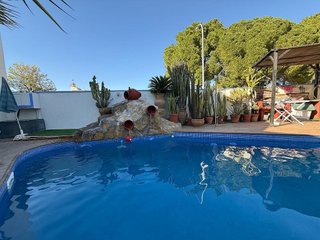 Casa pareada en venta en Montequinto en Dos Hermanas