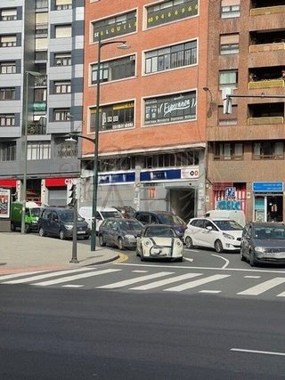 Local comercial en venta en Arangoiti en Bilbao