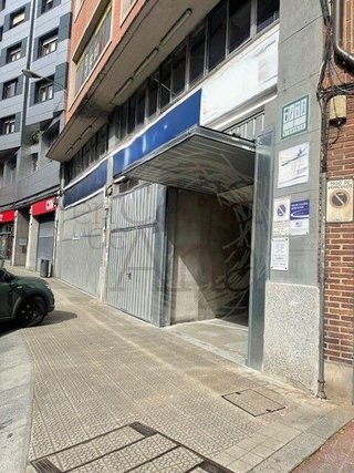 Local comercial en venta en Arangoiti en Bilbao