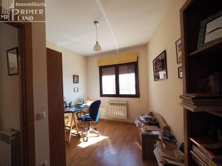 Casa adosada en venta en Tomelloso