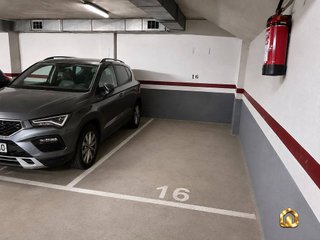 Garaje en venta en El Calderi - Estació del Nord - Estació de França en Mollet del Vallès