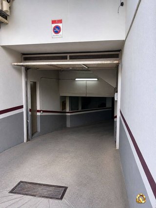 Garaje en venta en El Calderi - Estació del Nord - Estació de França en Mollet del Vallès