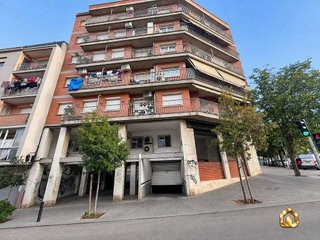 Garaje en venta en El Calderi - Estació del Nord - Estació de França en Mollet del Vallès