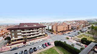 Piso en venta en Renfe - Bulevar 1º y 2º Fase en Jaén