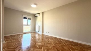 Piso en alquiler en Mirasierra en Madrid