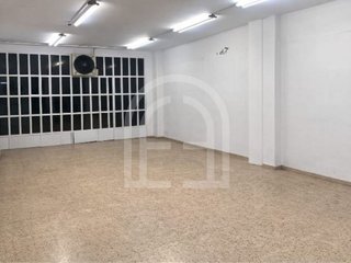 Local comercial en venta en Centre - Col.legis Nous - Riera Seca en Mollet del Vallès