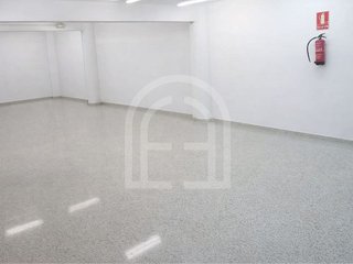 Local comercial en venta en Centre - Col.legis Nous - Riera Seca en Mollet del Vallès