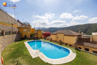 Casa adosada en venta en Crta. De la Sierra en Granada