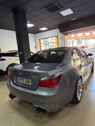 Bmw e60 m5 v10