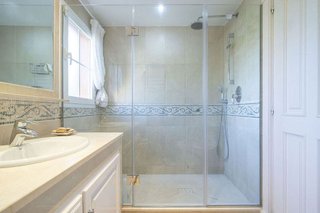 Dúplex en venta en Nueva Andalucía en Marbella