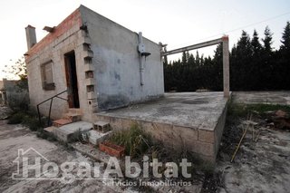 Chalet en venta en Urbanizaciones en Llíria