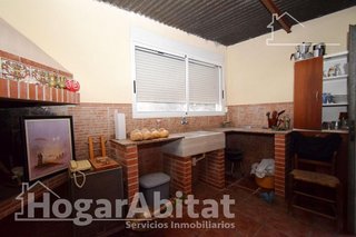 Chalet en venta en Urbanizaciones en Llíria