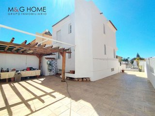 Casa pareada en venta en Capuchinos en Vélez-Málaga