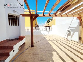 Casa pareada en venta en Capuchinos en Vélez-Málaga